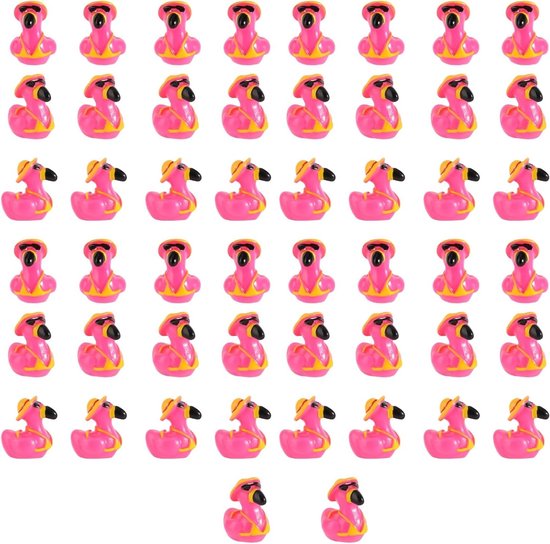 50 Mini Flamingo Resin Figuren voor Tuin en Dollhouse Decoratie, Zomer Accessoires met Bikinis en Surfboards, Ideaal voor DIY Creaties van Merkloos
