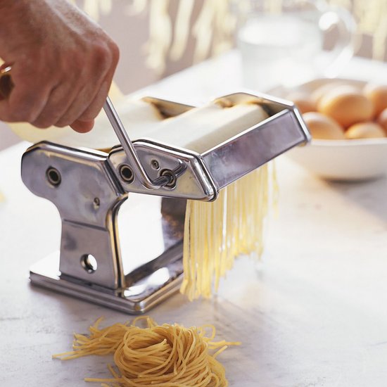 Handmatige pastamachine roestvrij staal, 9 standen, voor verse pasta, ideaal voor gezinskeukens van Merkloos