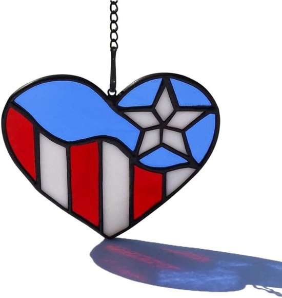 Hartenvormige glazen zonvanger voor raamdecoratie, perfect als cadeau voor Valentijnsdag en liefdevolle gelegenheden, kleurrijk en sfeervol interieuraccessoire van Merkloos