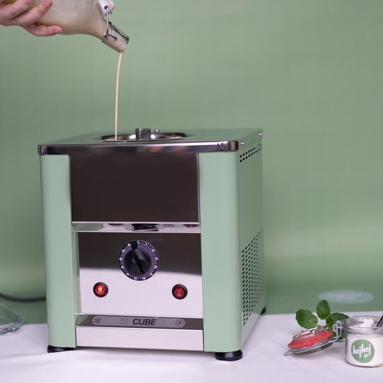 hej hej | CUBE 750 ijsmachine | Zelfvriezend | Pistacchio Green van hej hej