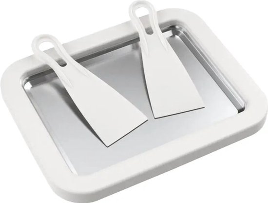 IJsmachine met twee schrapers. IJsbak. IJshoorntjesmachine voor het maken van ijshoorntjes en ijs. van KitchenBrothers