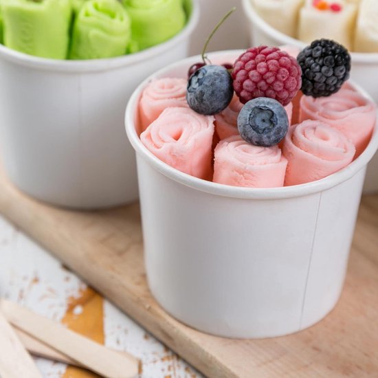 IJsschep voor ijsrollen, ijsrollers, ijsrolmachine, ijsrolplaat om zelf te rollen, ijsmachine, doe-het-zelf set, opgerolde ijsmachine, zelfkoelend, ijsplaat van Gourmet Gadgetry