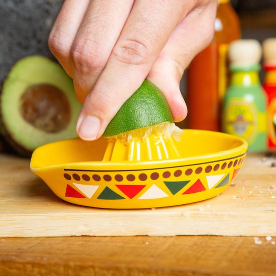 Kikkerland Sombrero Citrus Juicer van Merkloos