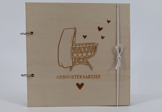 Muuzey Geboortekaarten bewaarbundel - Hout - Geboortekaartjes bewaarbundel - Kaarten bewaarbundel wiegje - 20 cm x 20 cm - Brievenbuspakket van Muuzey