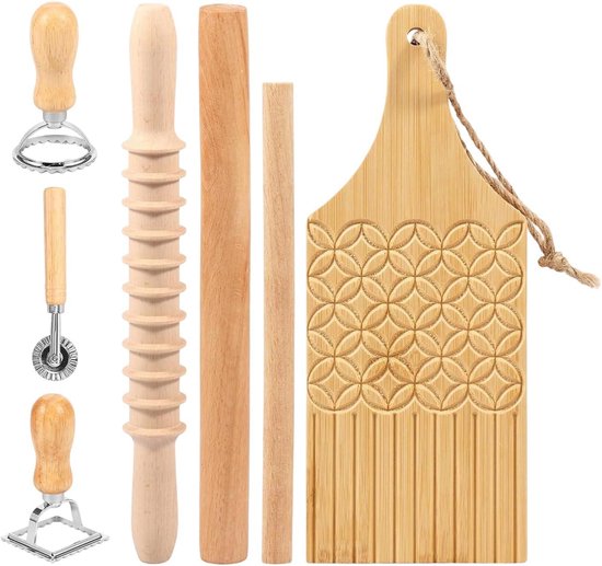 Noedelsnijder Set - Pastamaker Hulpmiddel - Zelf Pasta Maken - Ergonomische Handgreep - 7 Stuks - Natuurlijk Hout