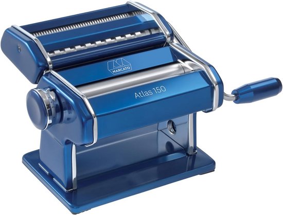 Pasta Machine Atlas - Made in Italy - Hand Crank with Cutter and Instructions van Merkloos