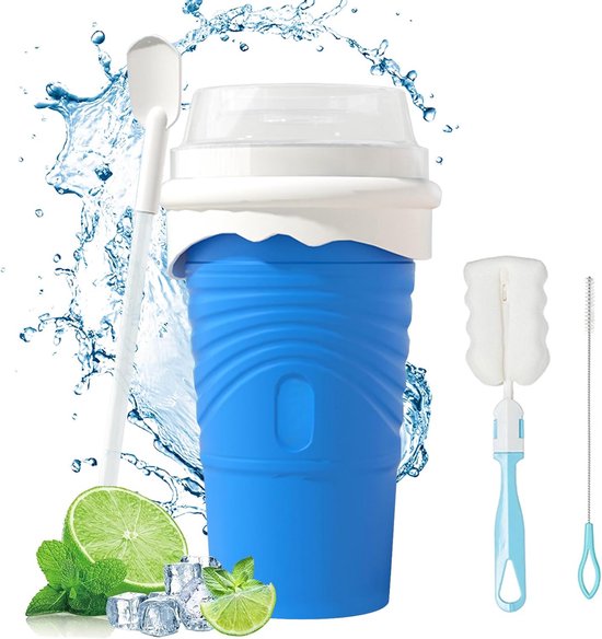 Slushmaker - Blauw - Herbruikbaar & Gemakkelijk - Siliconen Slush Cup - Inclusief Rietje & Lepel van Coolmax