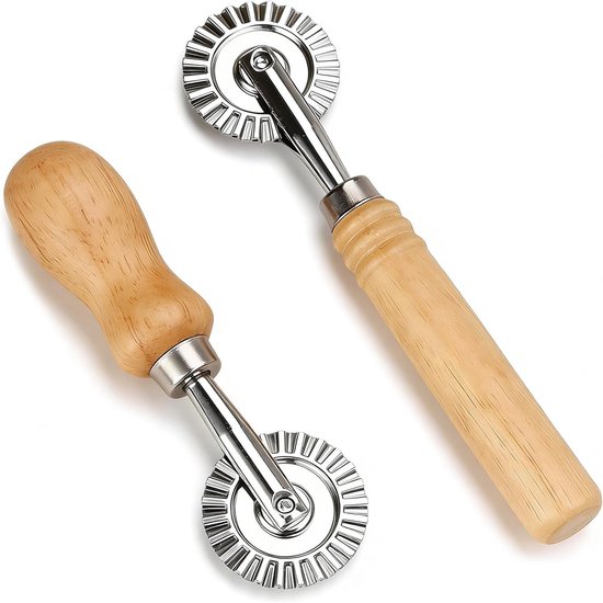 SnelShoppen - Pasta Cutter Wheel 4 cm - Deegsnijder met Houten Handvat - RVS Ravioli Snijders - Voor Thuis en Bakken - 2 Stuks