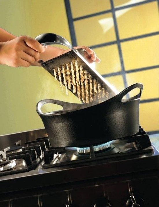 Spaetzle Maker Voor Lange Spaetzle - RVS - TRADIZIONE - Gefu van Merkloos
