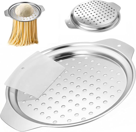 Traditionele pastamaker voor zelfgemaakte spätzle met roestvrijstalen rasp, schraper en zeef, ideaal voor authentieke Duitse gerechten en pasta's